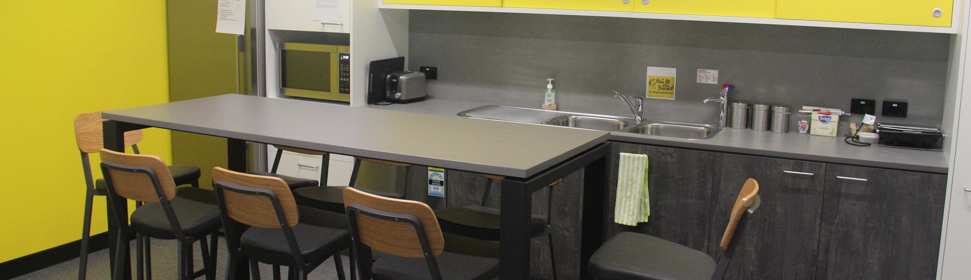 Commercial Cleaning Brackenridge, Office Cleaning Bridgeman Downs, Office Cleaning Carseldine, Cleaning Services Brisbane, Child Care Cleaning Aspley, Vinyl Floor Sealing Albany Creek